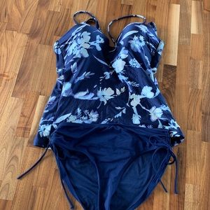 Althleta tankini and bottom